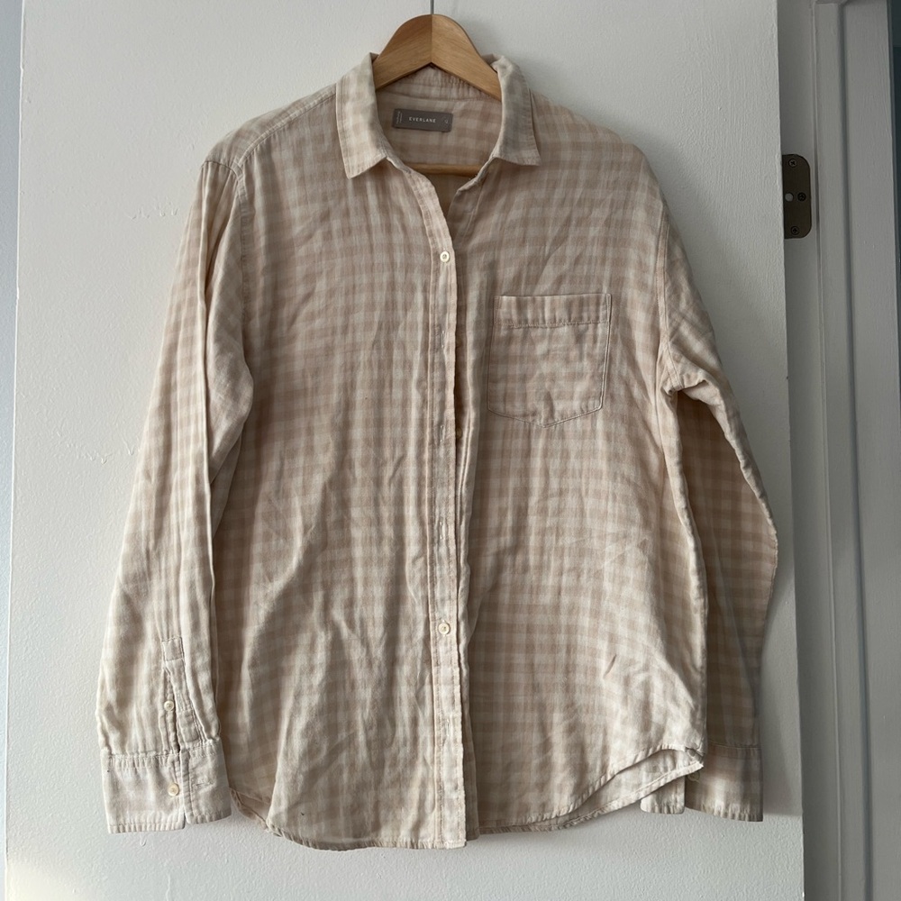 Everlane Lightweight Summery Gingham Button-Up ☀️
